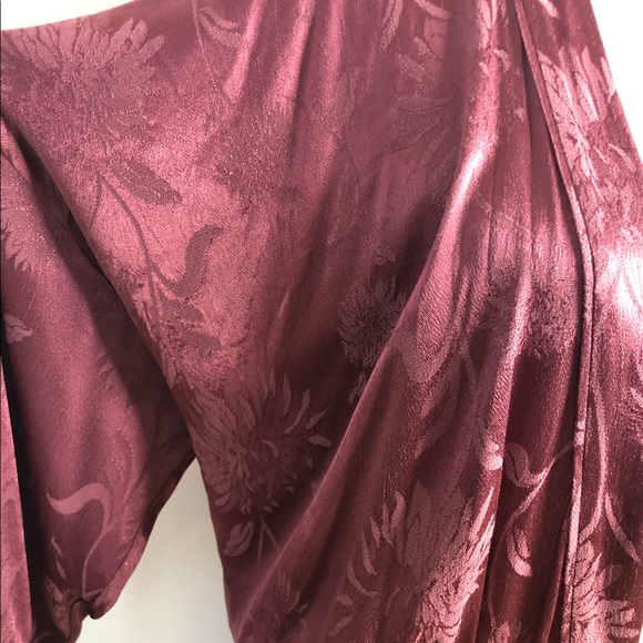 Drop Waist Kimono with Splits - Picture 4 of 5